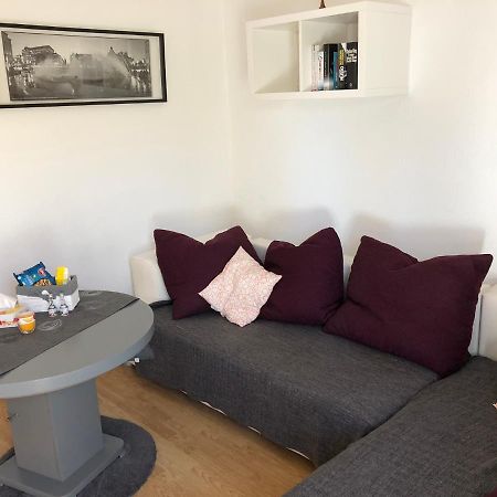 2 Zimmer Wohnung Mit Balkon - Naehe Messe Haar  Exterior photo
