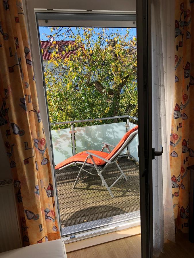 2 Zimmer Wohnung Mit Balkon - Naehe Messe Haar  Exterior photo
