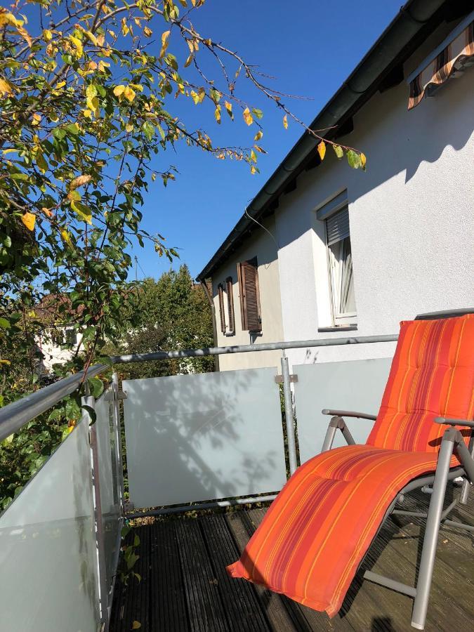 2 Zimmer Wohnung Mit Balkon - Naehe Messe Haar  Exterior photo